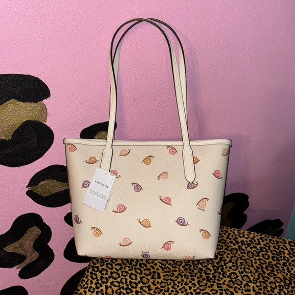 Coach OFF White and Multicolor mini Reversible tote with snails - Picture 2 of 4